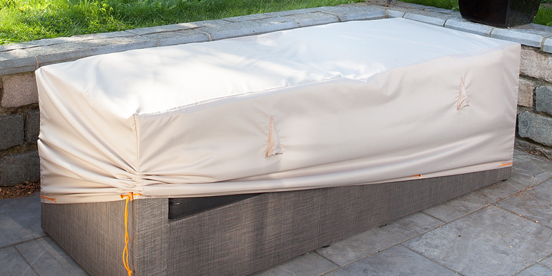 Housse de canapé de jardin couleur taupe